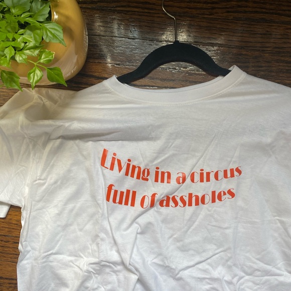 Medium custom design t-shirt white - Picture 3 of 3